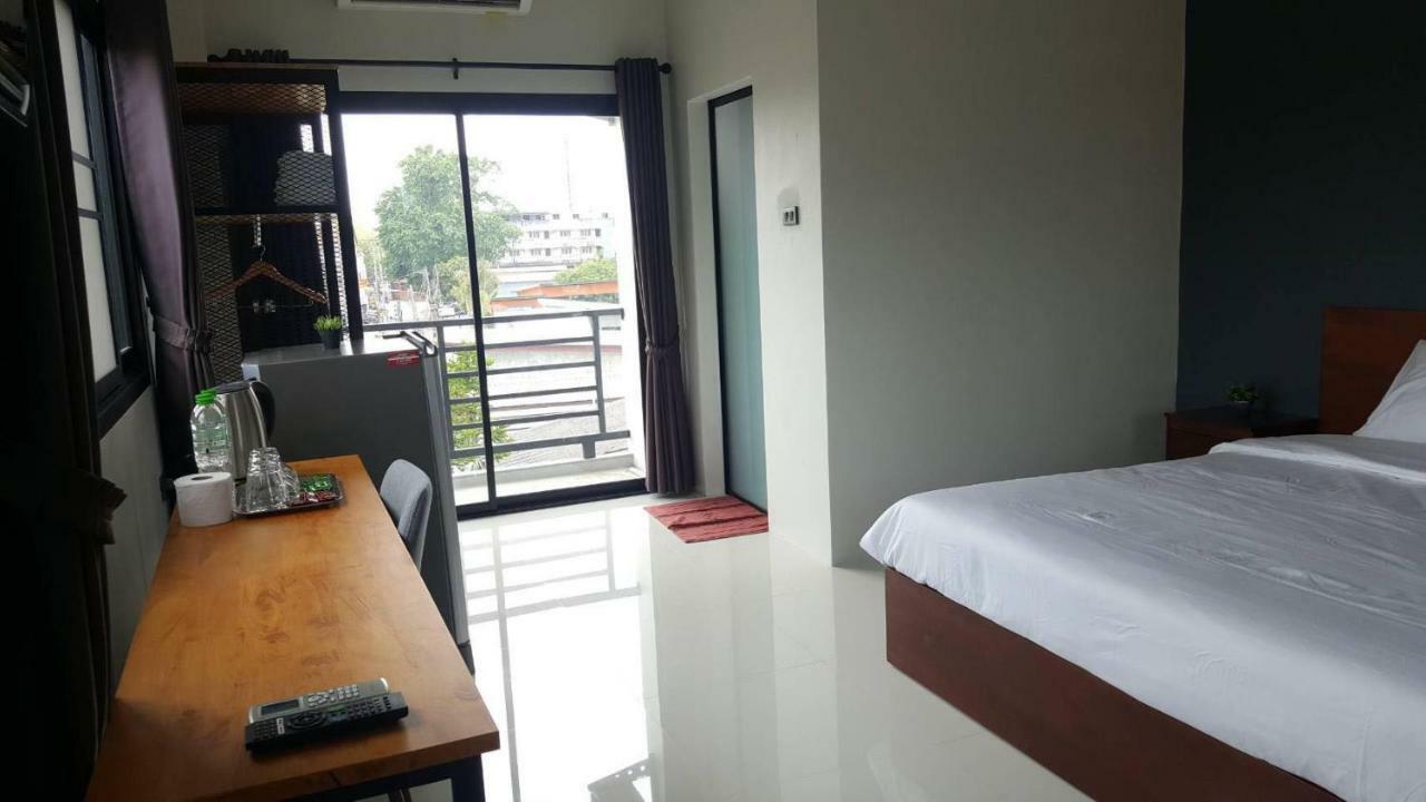 Aparthotel Dd Modern House Surat Thani Zewnętrze zdjęcie