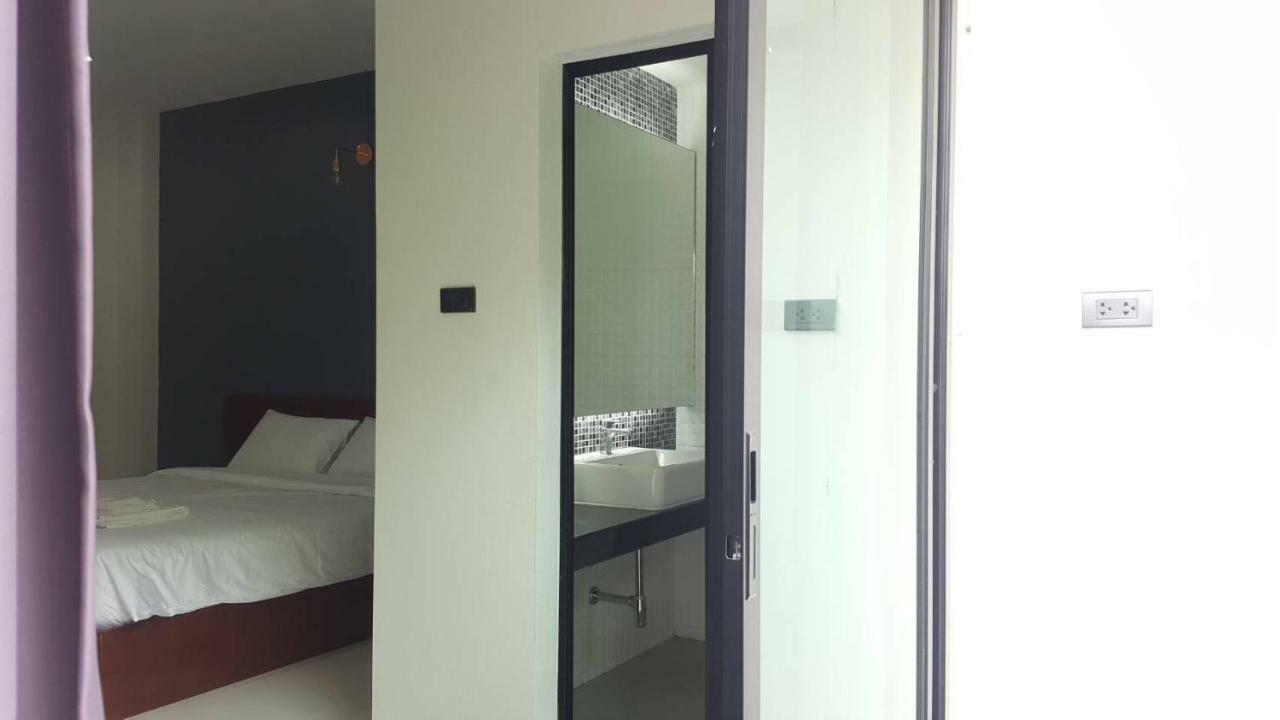 Aparthotel Dd Modern House Surat Thani Zewnętrze zdjęcie